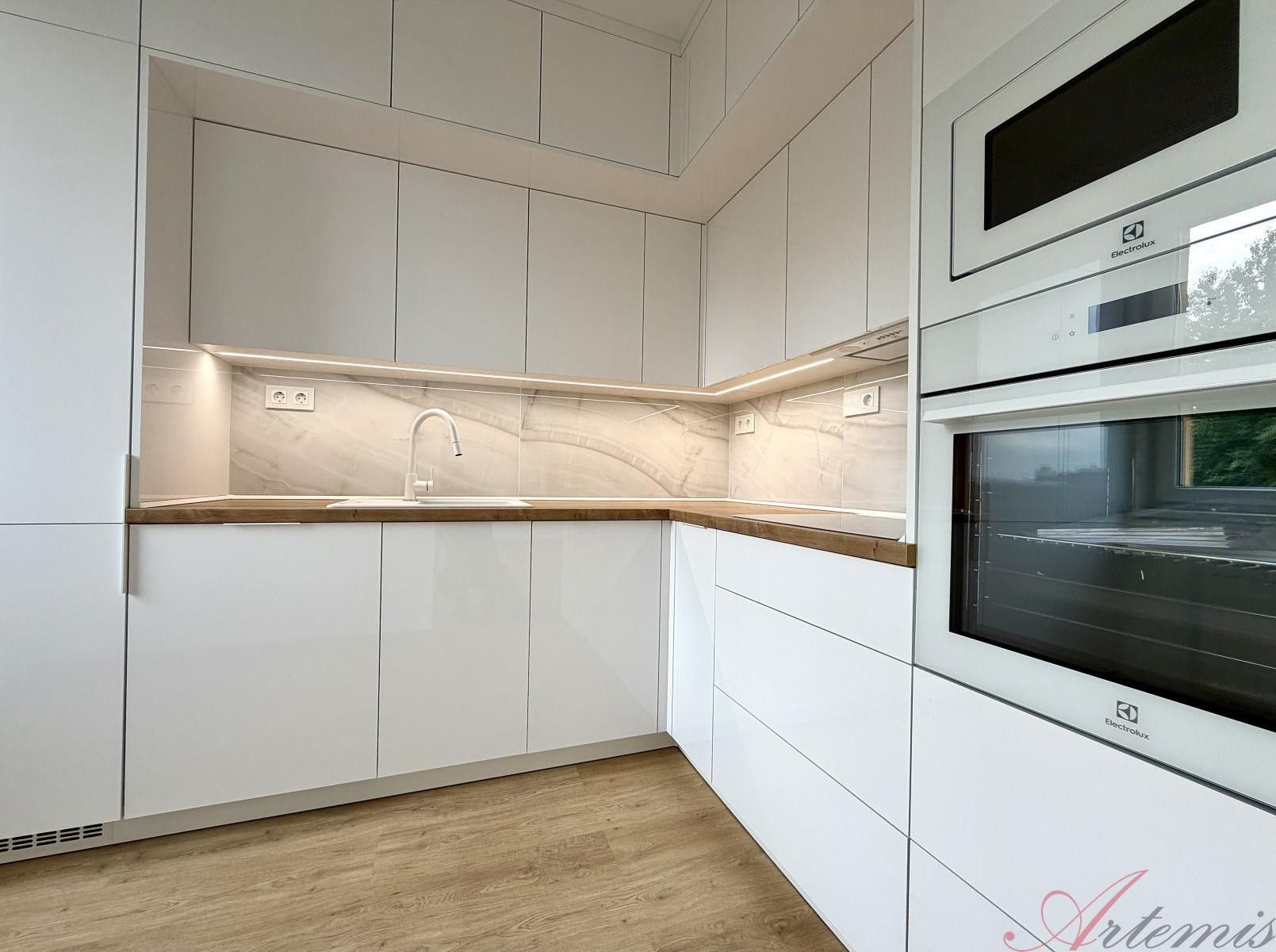 Pronájem bytu 2+1 45 m² - foto 1