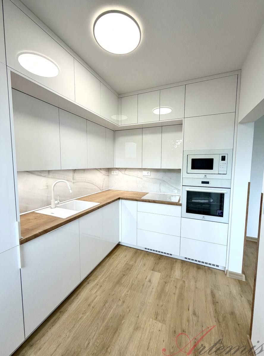 Pronájem bytu 2+1 45 m² - foto 11