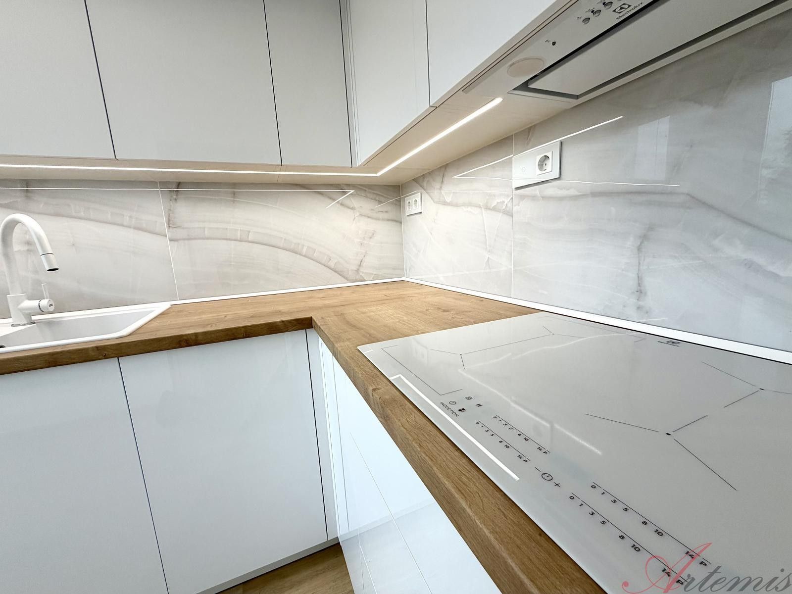 Pronájem bytu 2+1 45 m² - foto 12