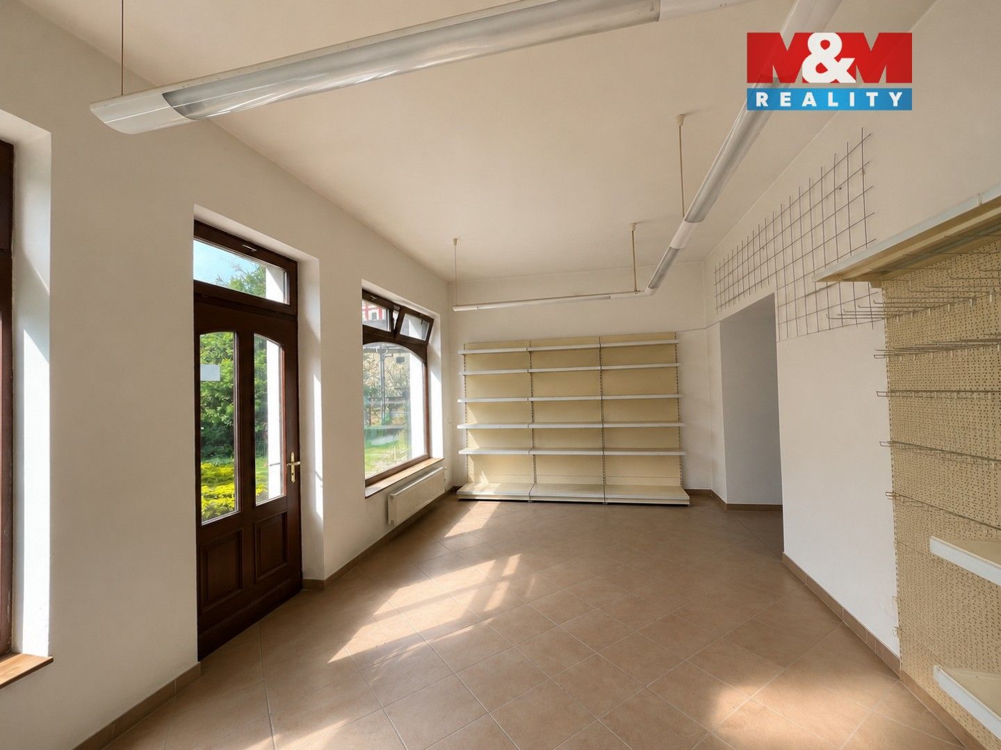 Pronájem komerčního prostoru 24 m² - foto 3