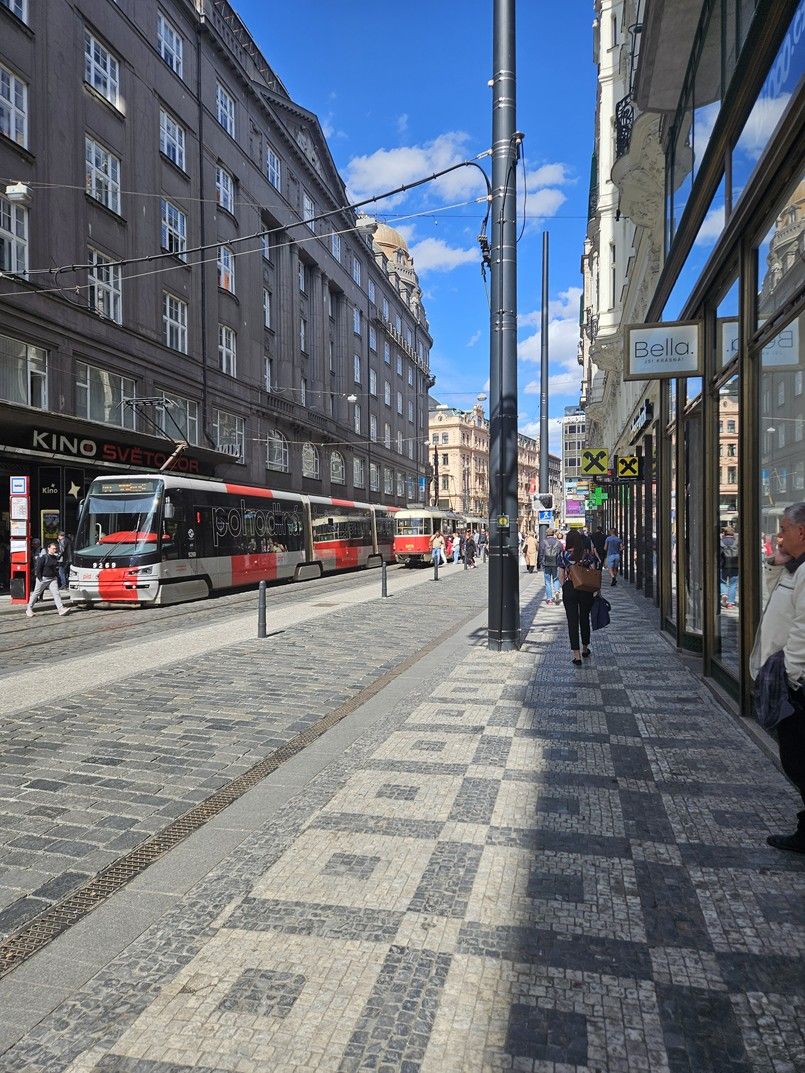 Pronájem komerčního prostoru 180 m² - foto 3