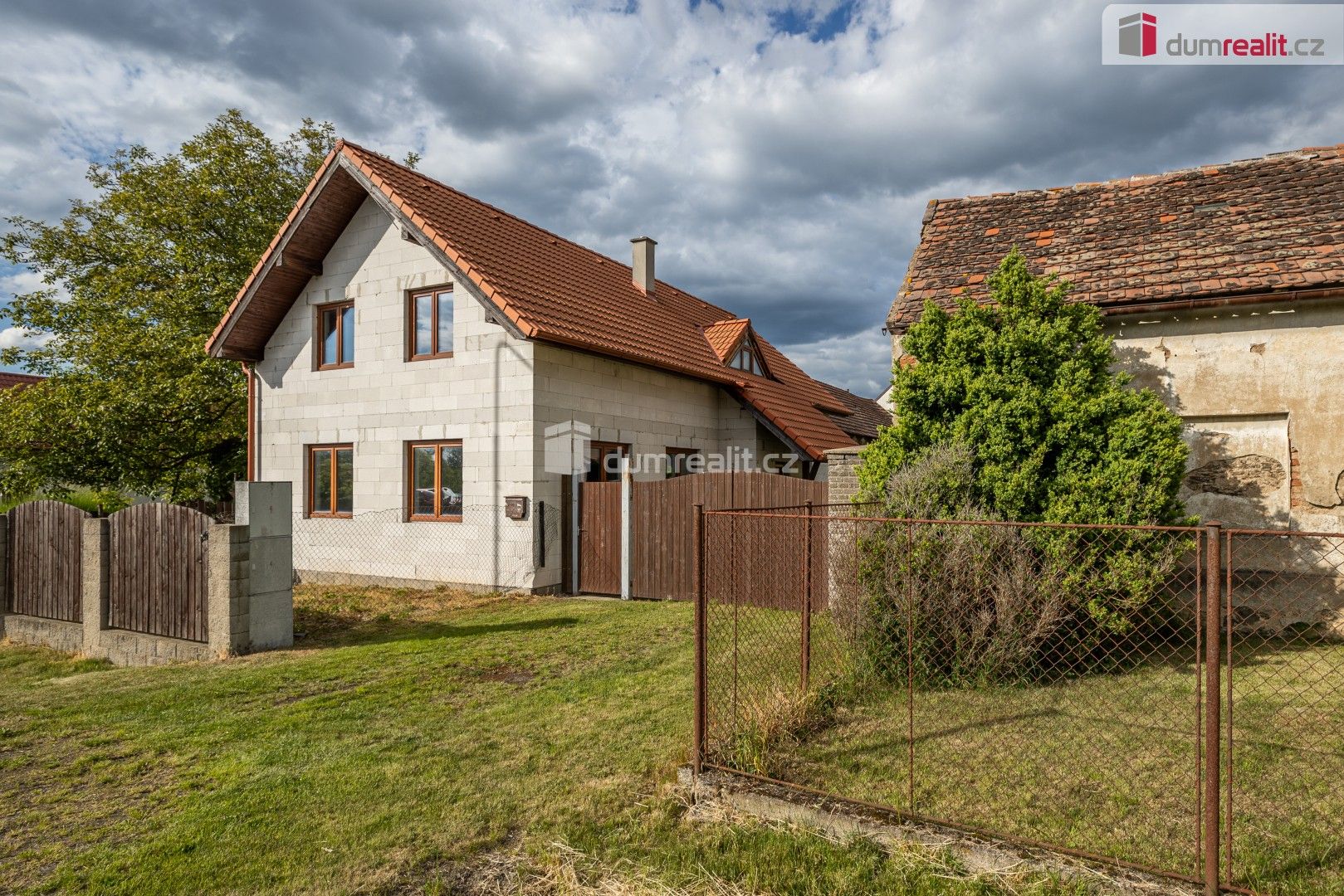 Prodej domu 106 m² - foto 1