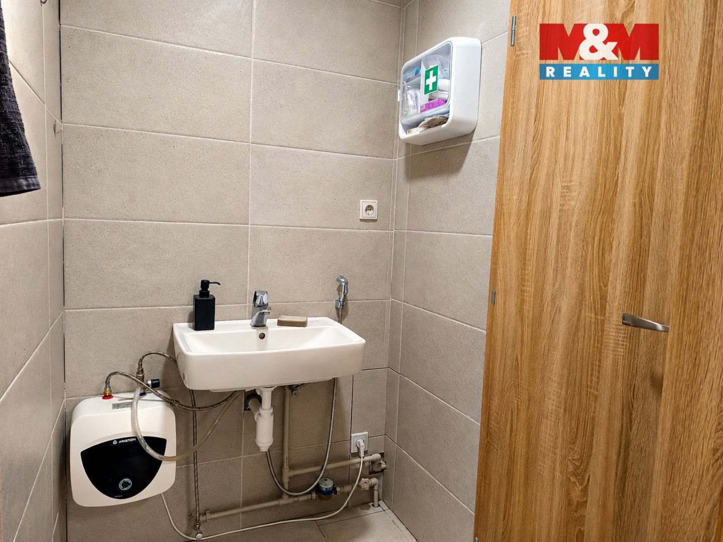 Pronájem komerčního prostoru 105 m² - foto 5