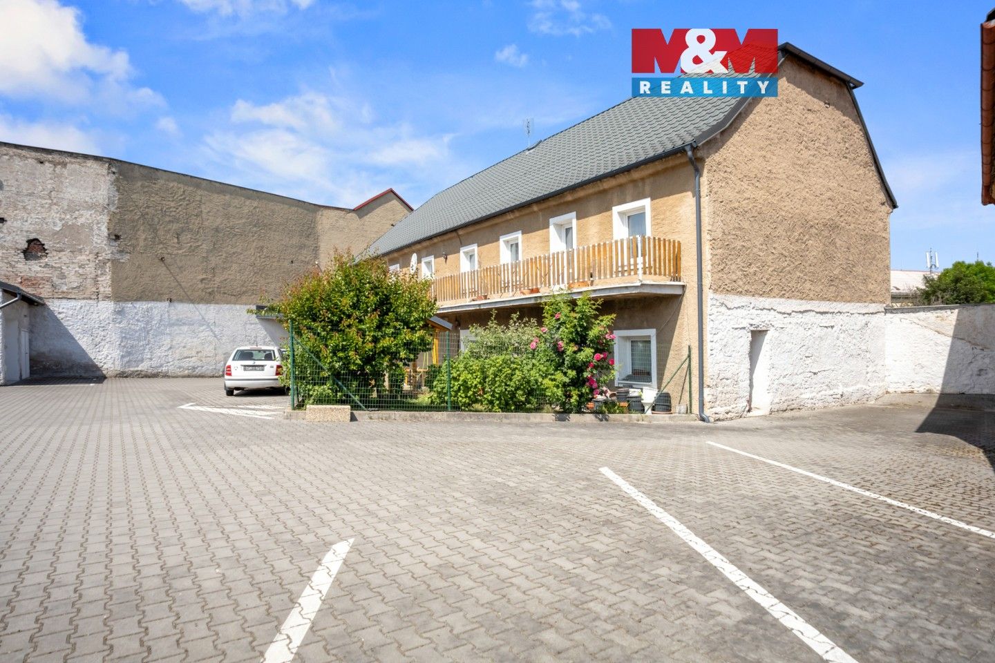 Prodej domu 376 m² - foto 1