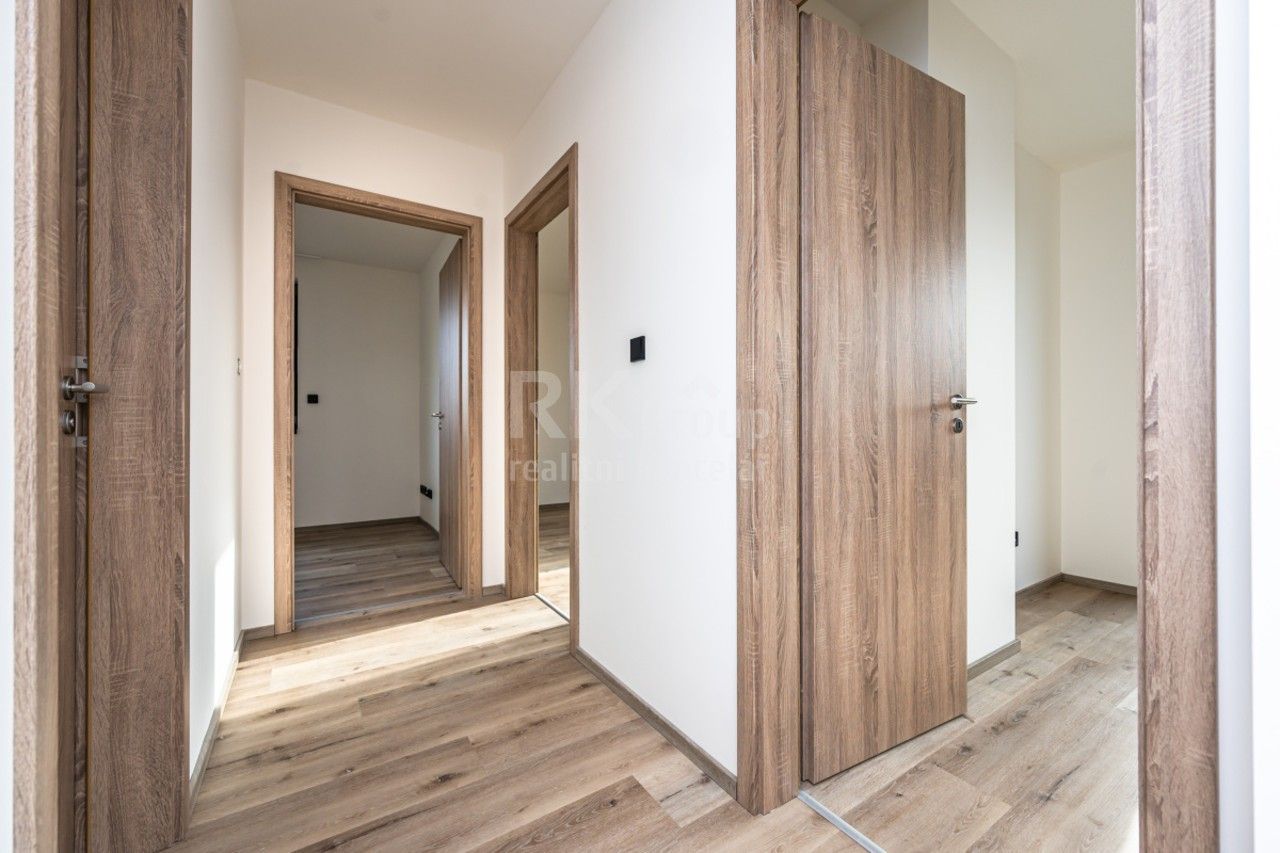 Pronájem domu 109 m² - foto 1