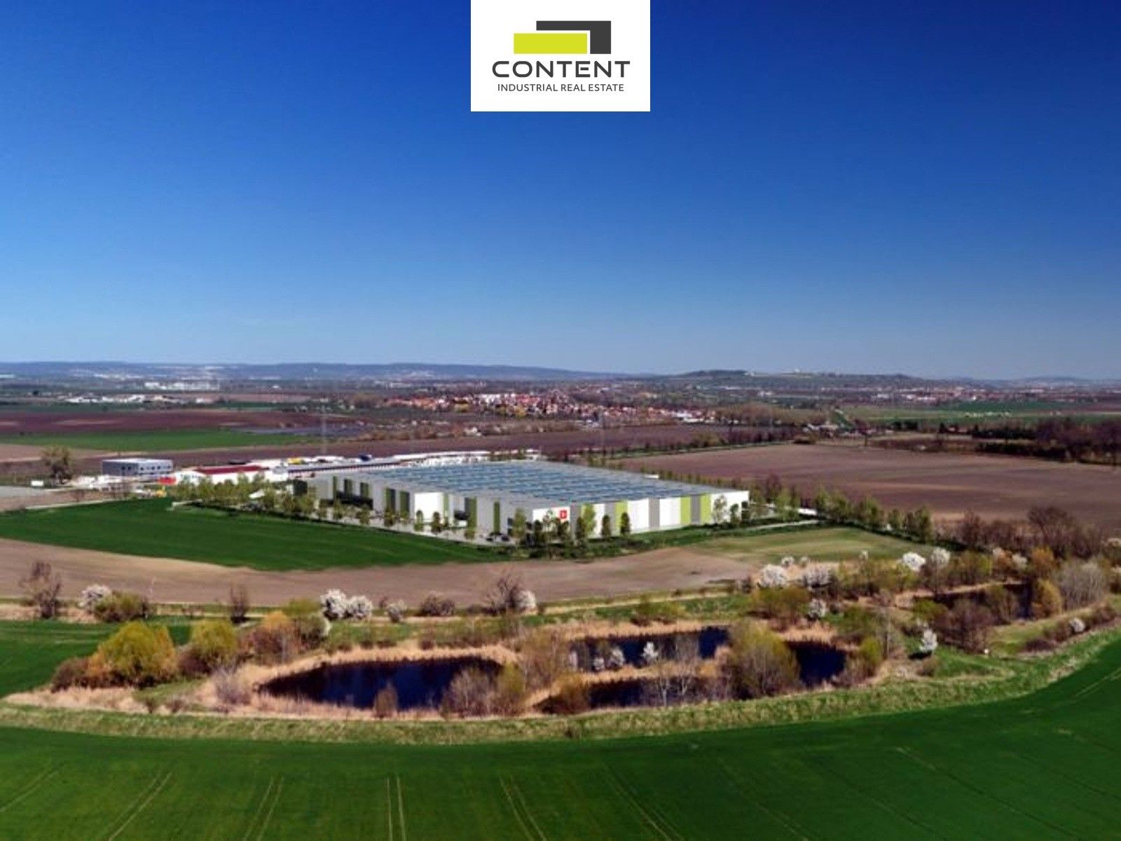Pronájem komerčního prostoru 10000 m² - foto 2