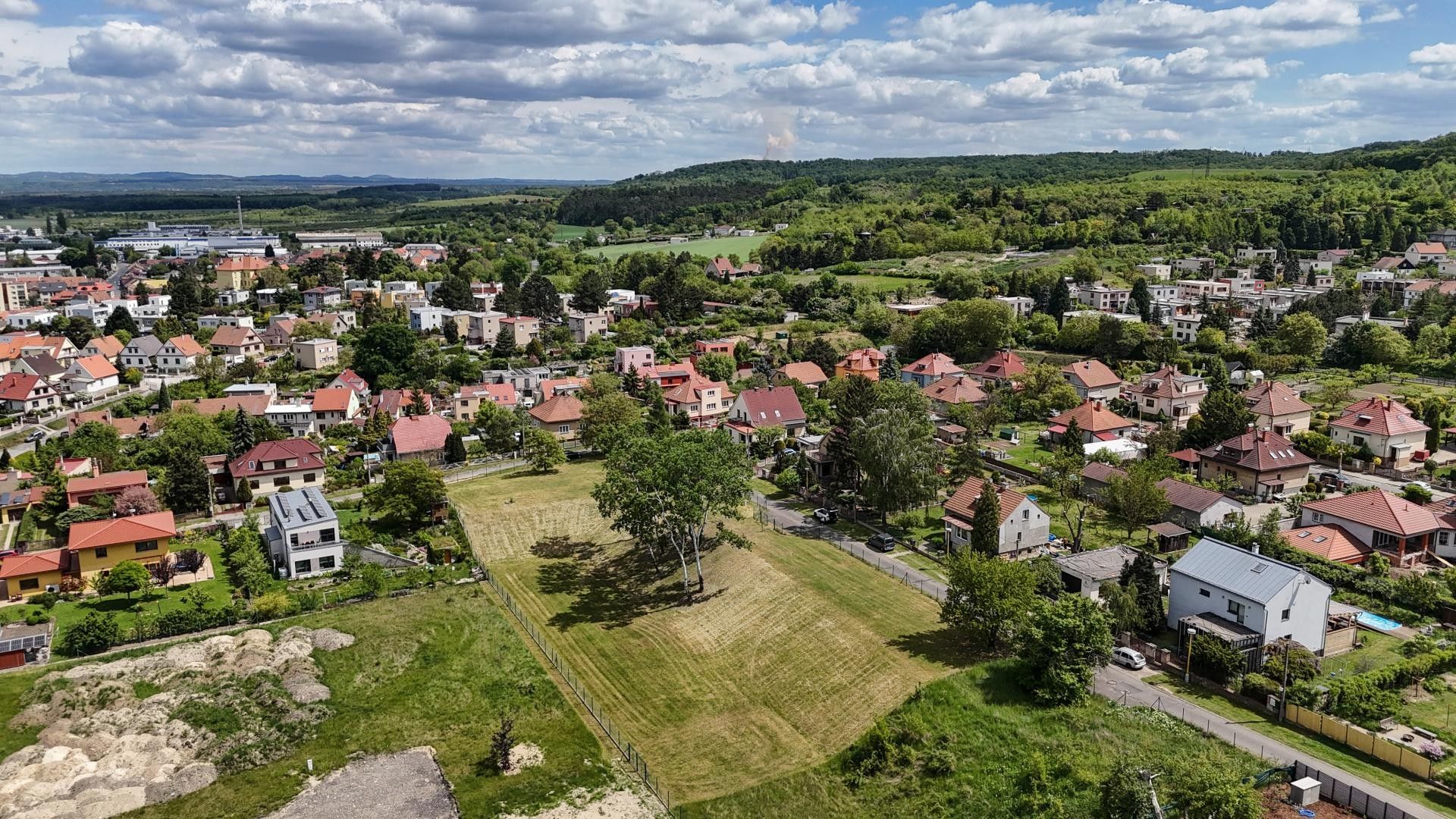 Prodej pozemku 2447 m² - foto 7
