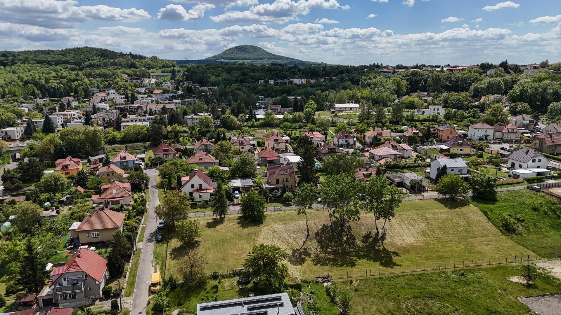 Prodej pozemku 2447 m² - foto 9