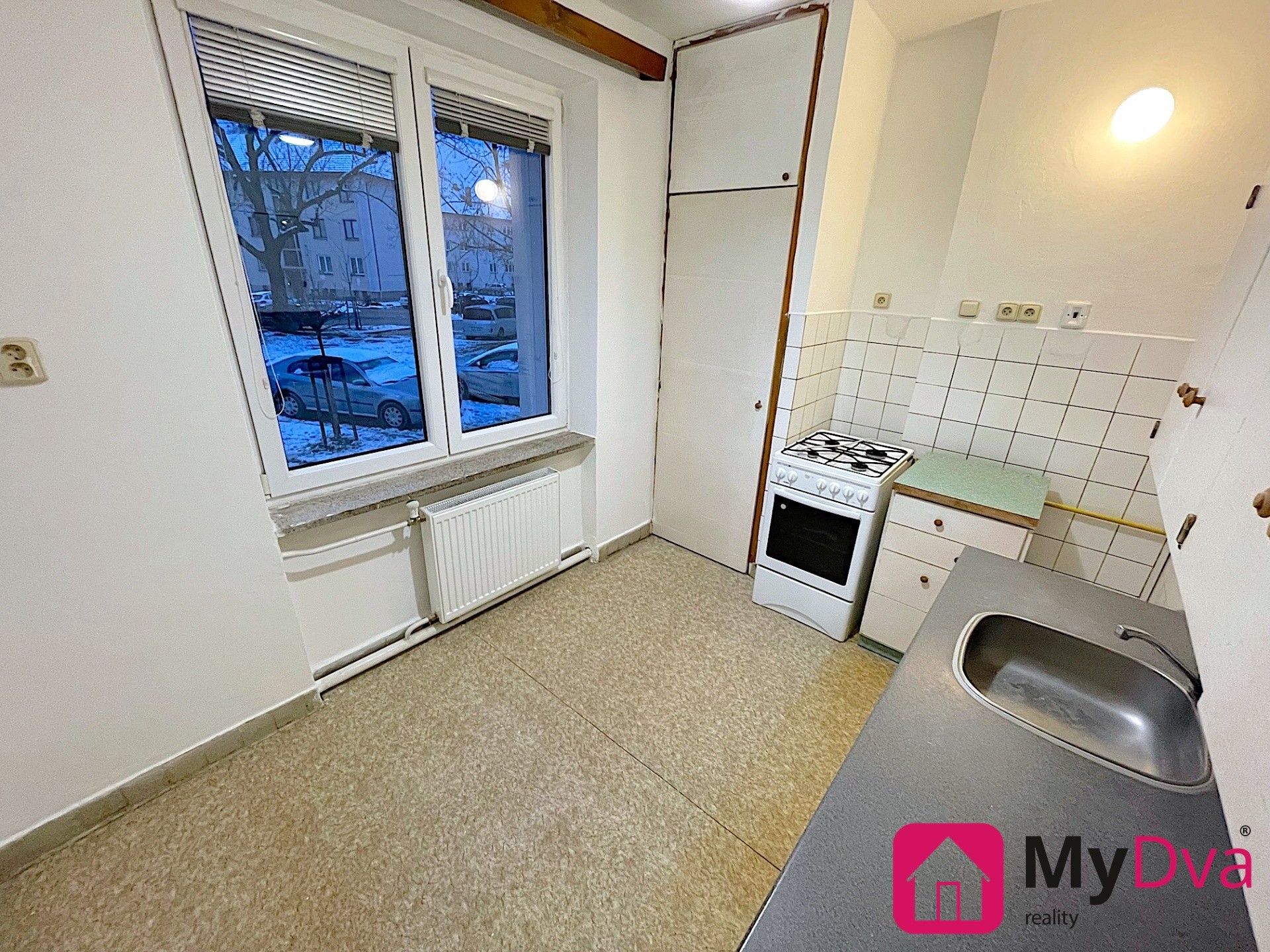 Pronájem bytu 3+1 74 m² - foto 5