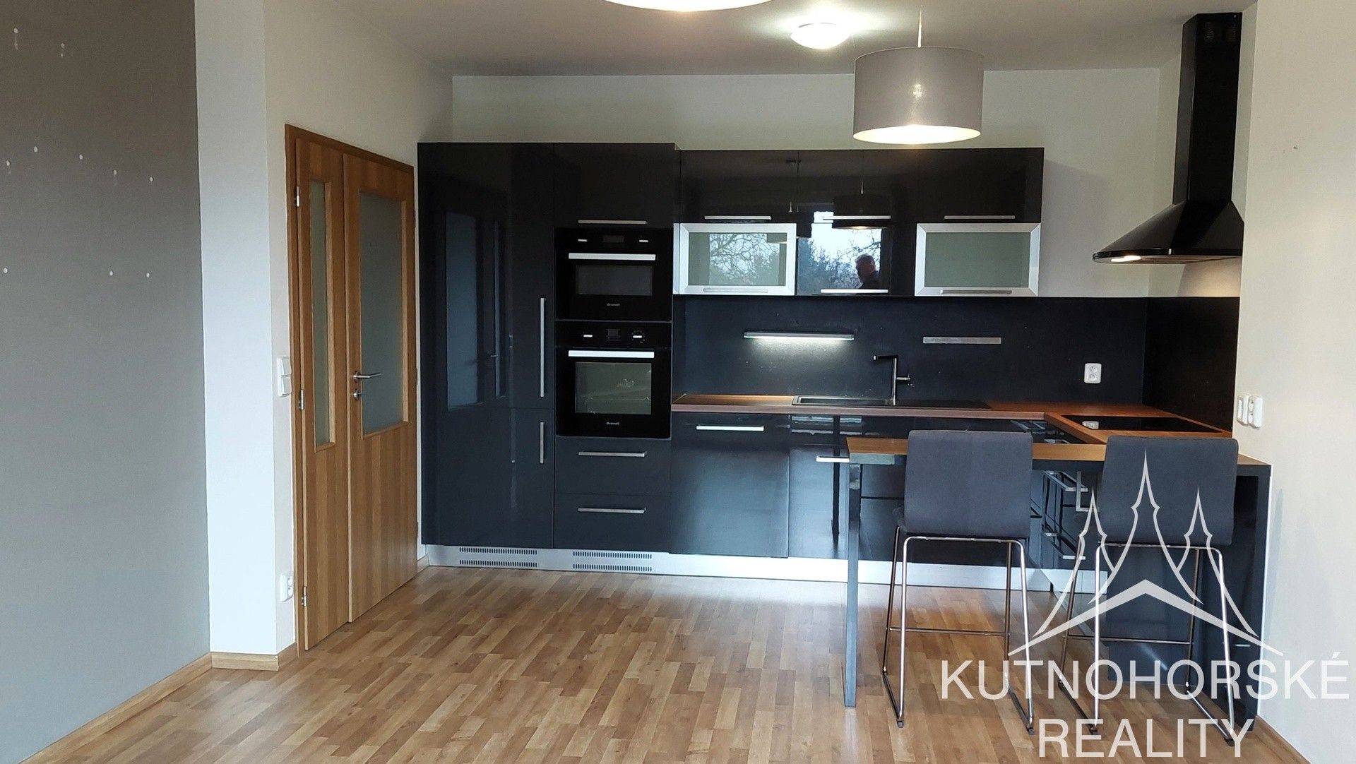 Pronájem bytu 2+kk 60 m² - foto 3