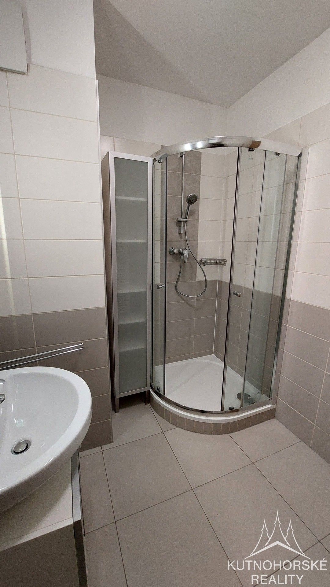 Pronájem bytu 2+kk 60 m² - foto 9