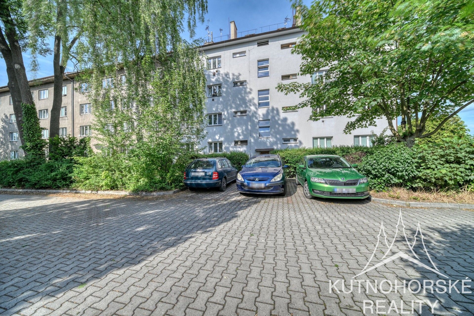 Prodej bytu 1+1 42 m² - foto 1