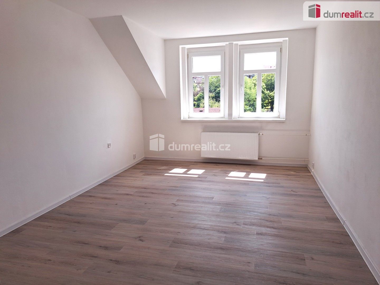 Pronájem bytu 1+1 40 m² - foto 7