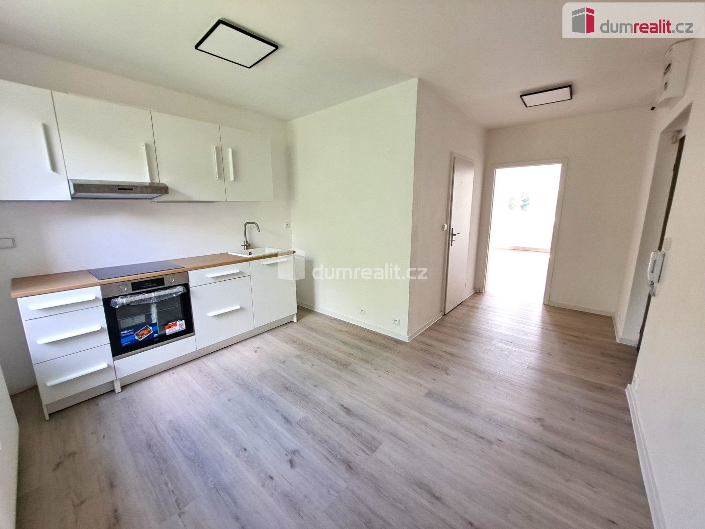 Pronájem bytu 1+1 40 m² - foto 6