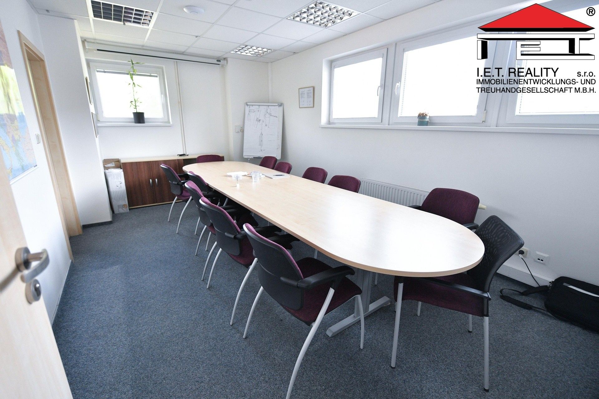 Prodej komerčního prostoru 1714 m² - foto 13