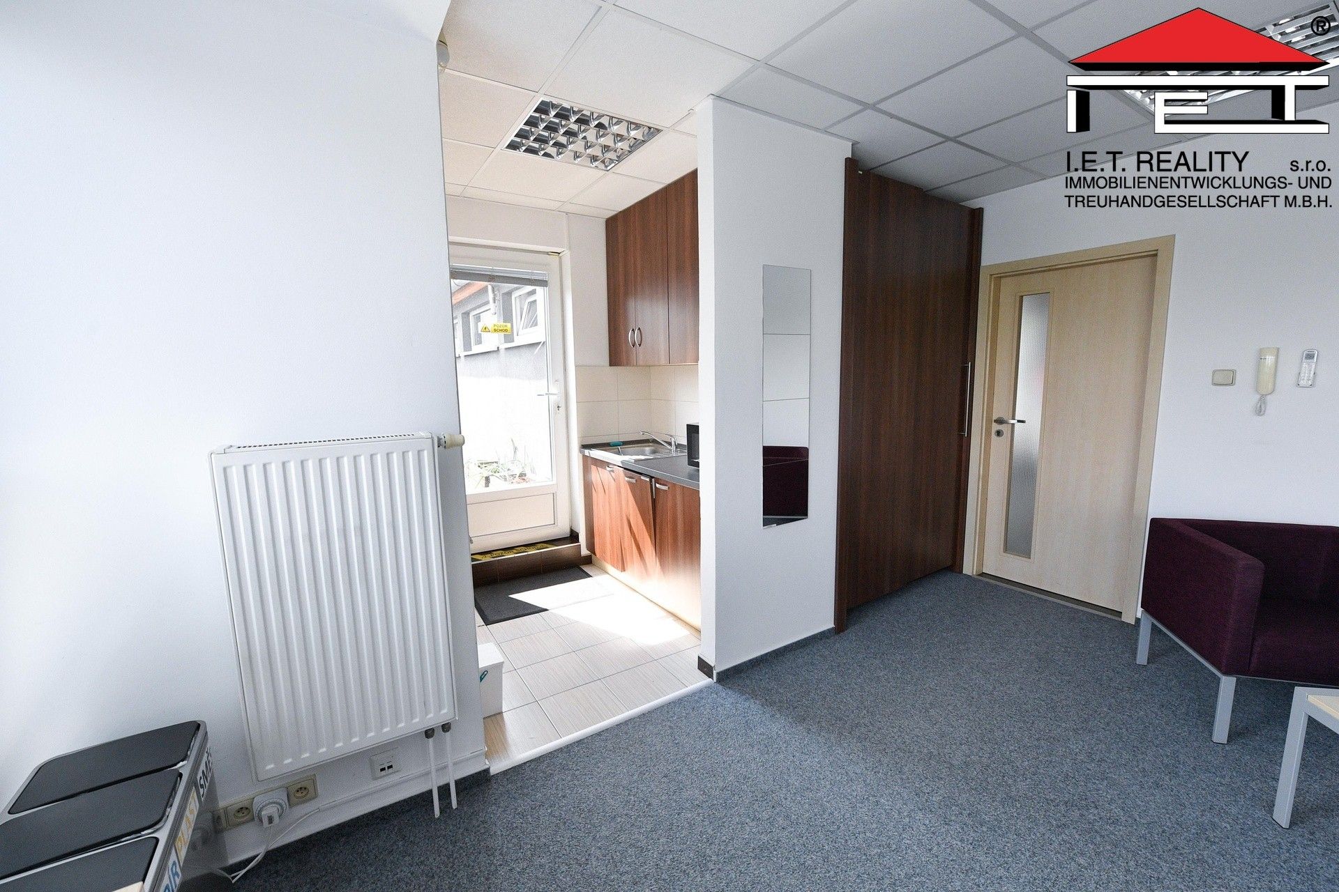 Prodej komerčního prostoru 1714 m² - foto 18