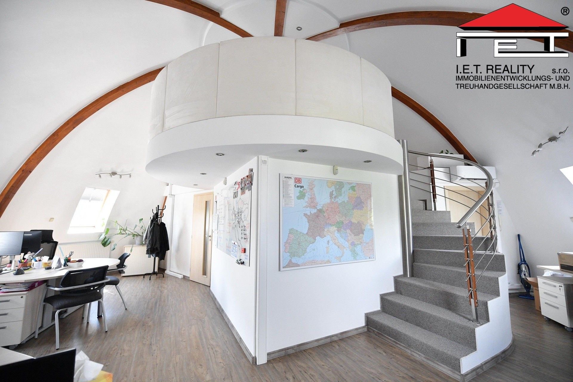 Prodej komerčního prostoru 1714 m² - foto 20