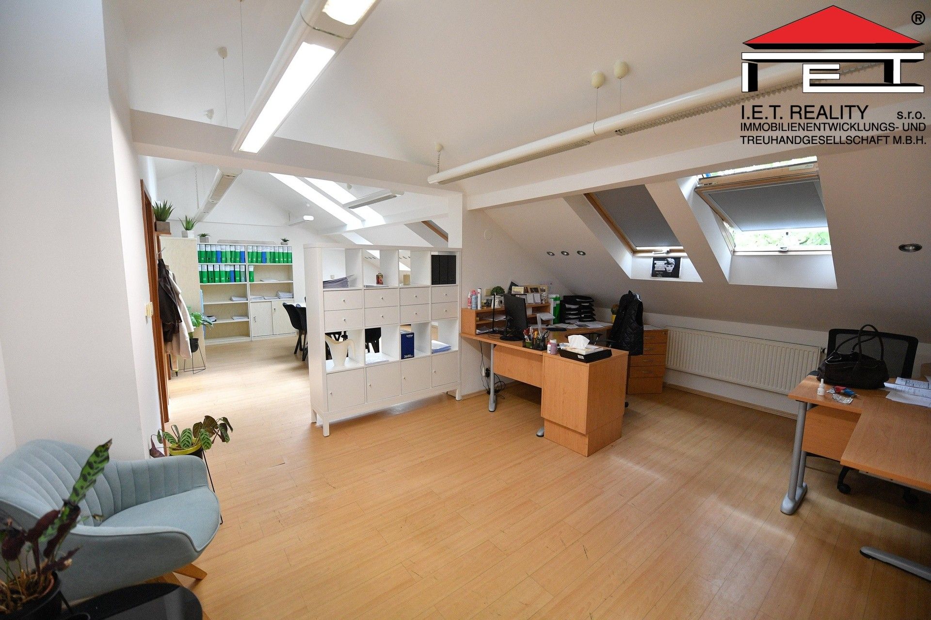 Prodej komerčního prostoru 1714 m² - foto 24