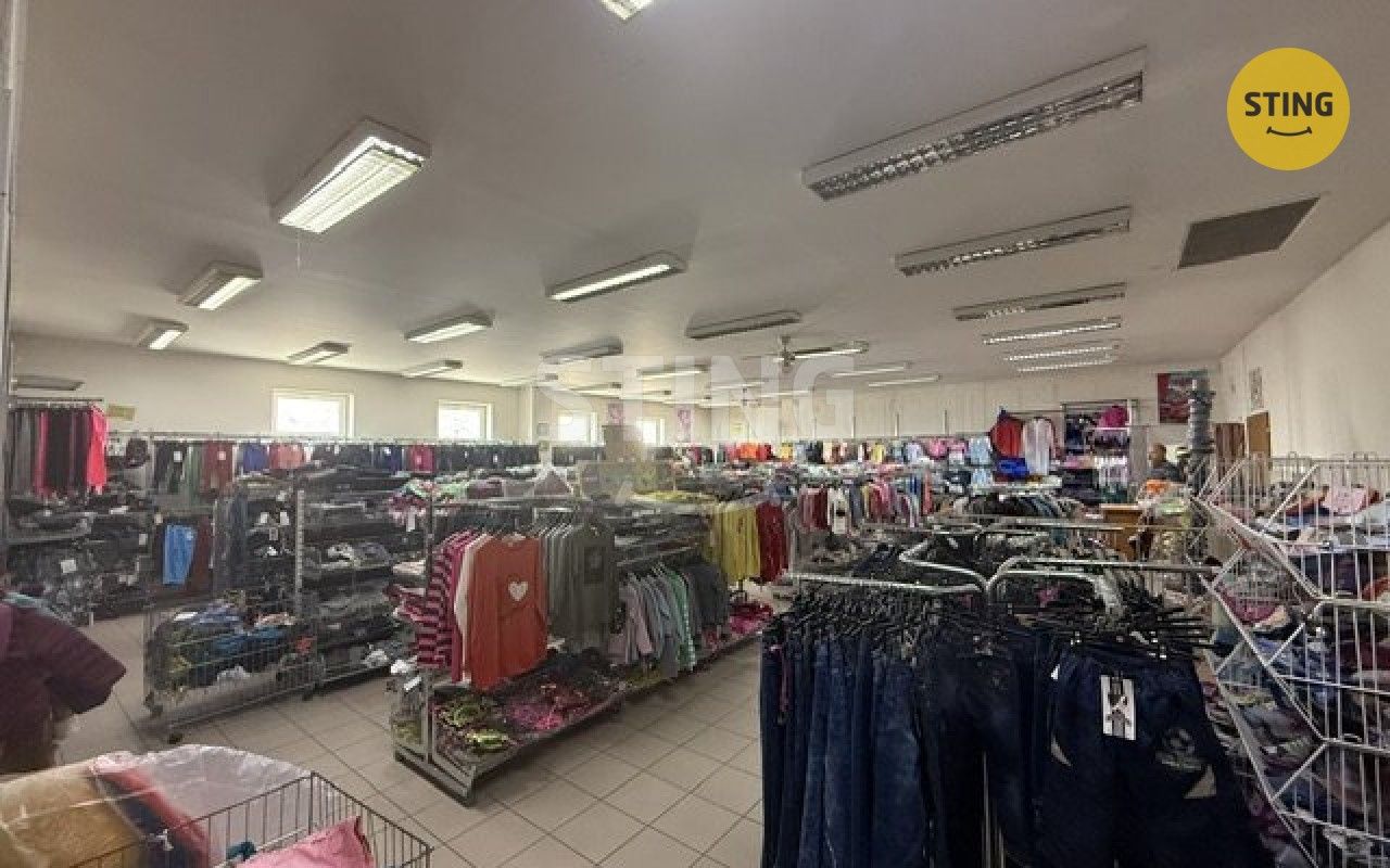 Pronájem komerčního prostoru 150 m² - foto 4