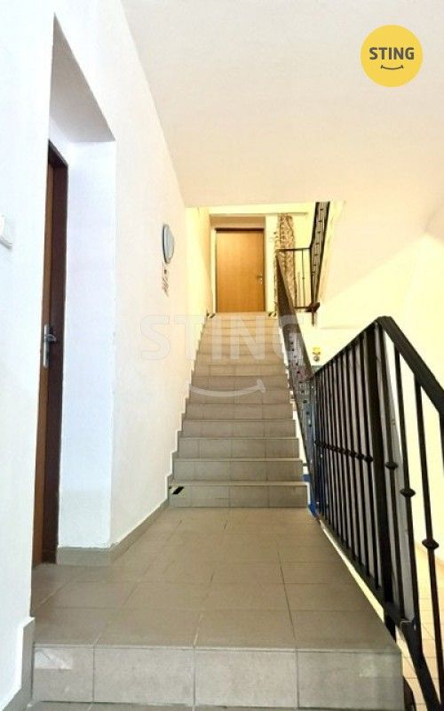 Pronájem komerčního prostoru 150 m² - foto 8
