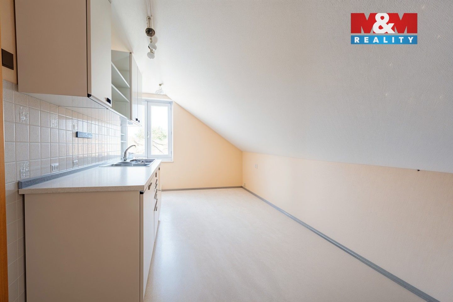 Prodej domu 220 m² - foto 3