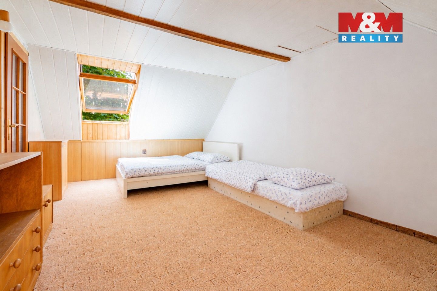 Prodej nemovitosti 401 m² - foto 6