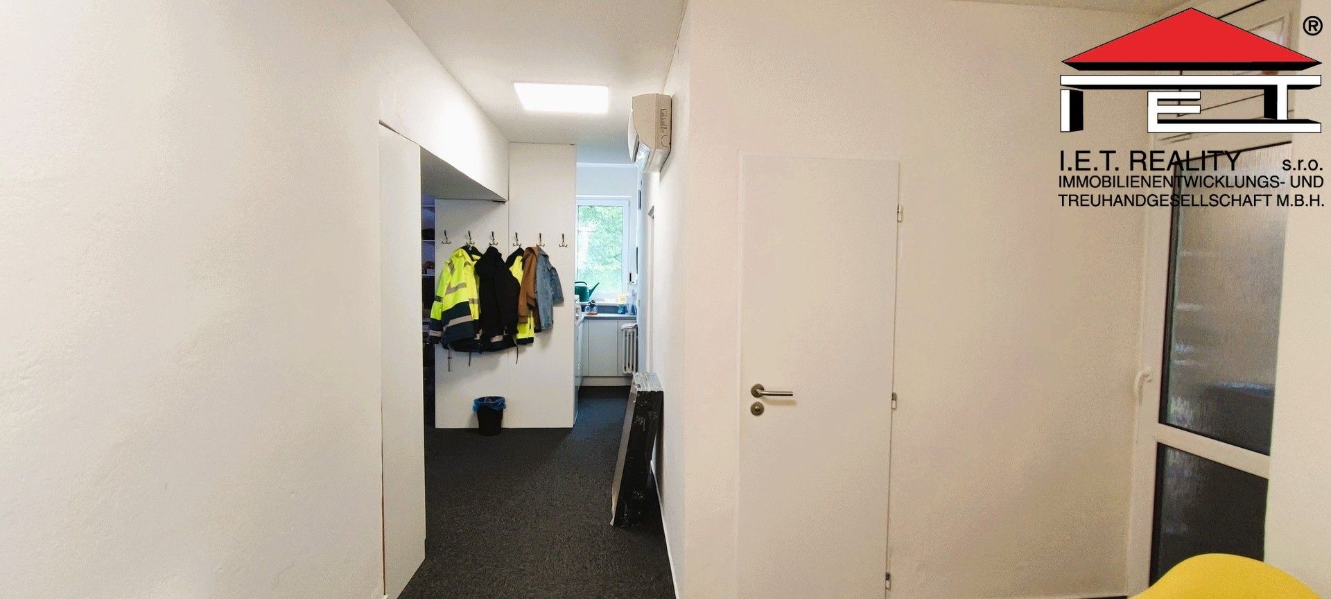 Pronájem komerčního prostoru 100 m² - foto 6