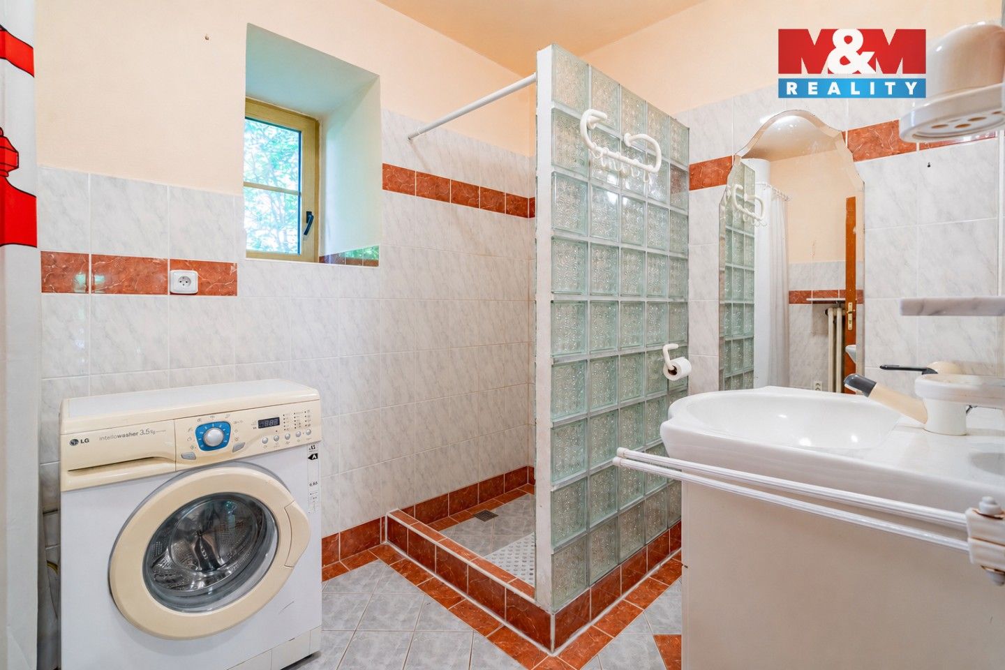 Prodej nemovitosti 401 m² - foto 14