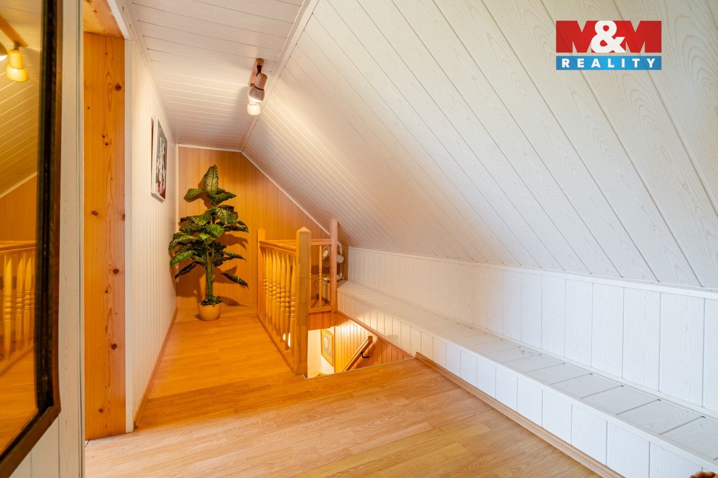 Prodej nemovitosti 401 m² - foto 23