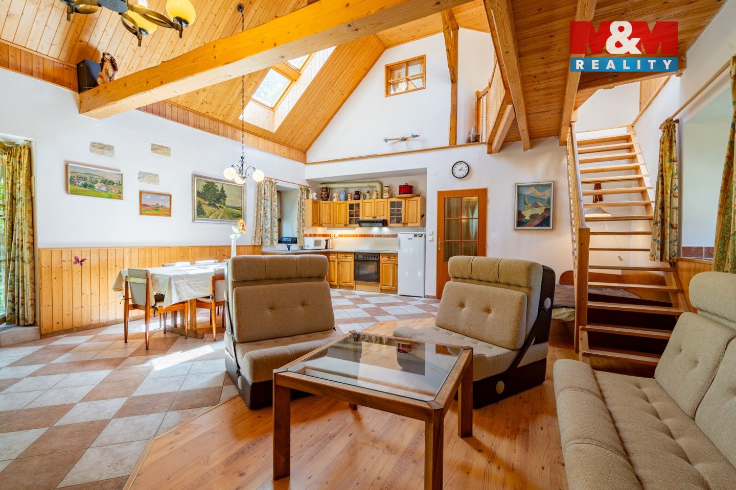 Prodej nemovitosti 401 m² - foto 36