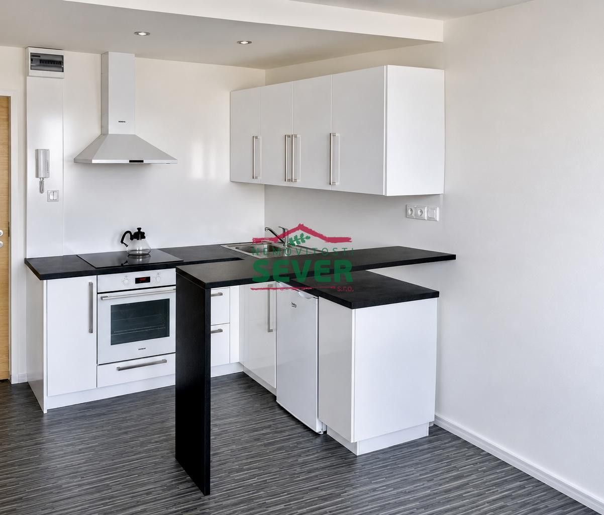 Prodej bytu 1+kk 32 m² - foto 2