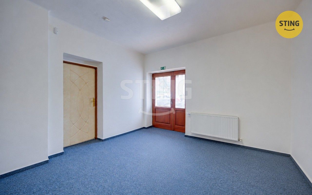 Pronájem komerčního prostoru 69 m² - foto 7