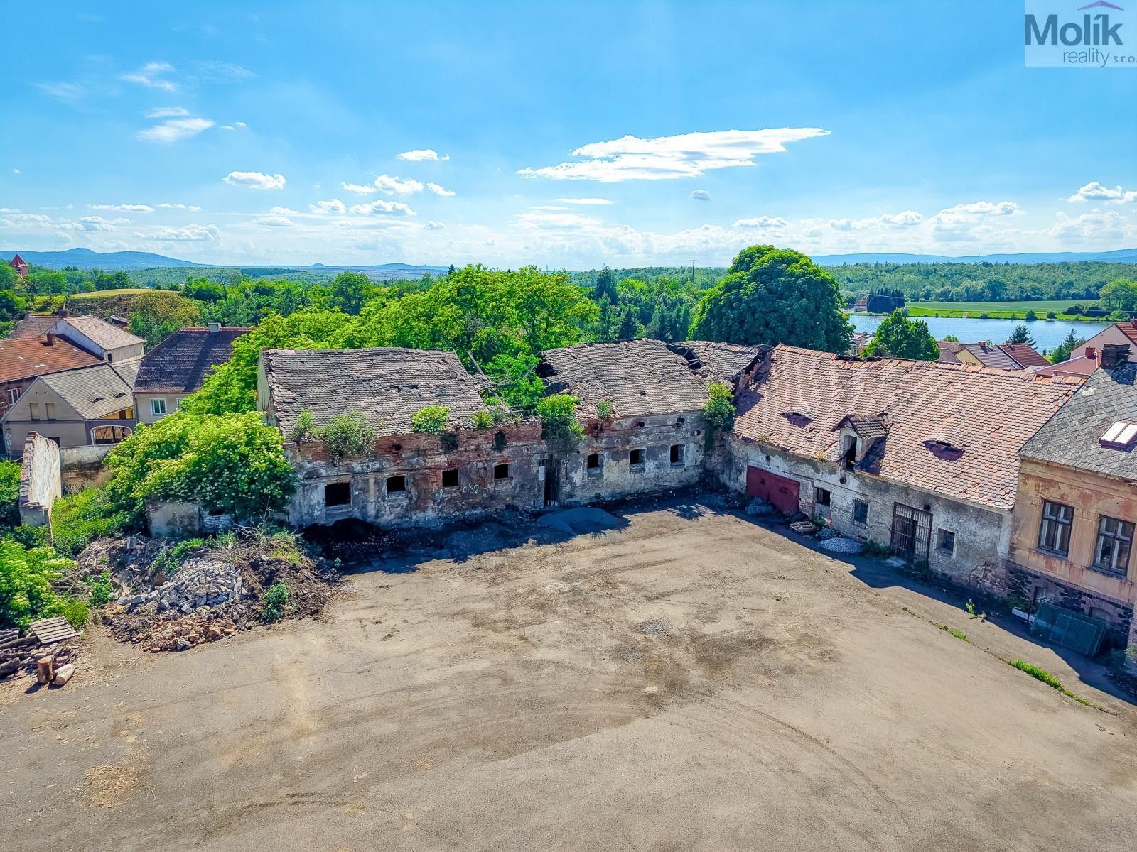 Prodej komerčního prostoru 1415 m² - foto 4