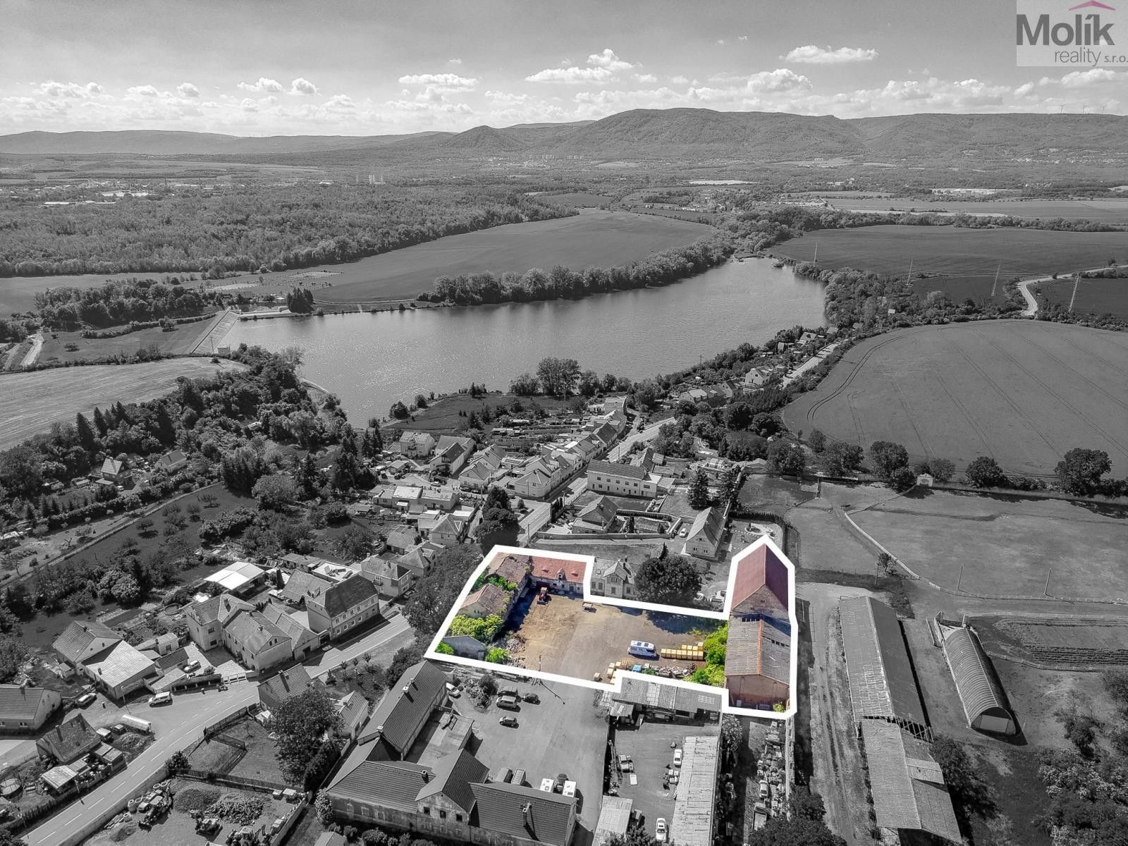 Prodej komerčního prostoru 1415 m² - foto 3