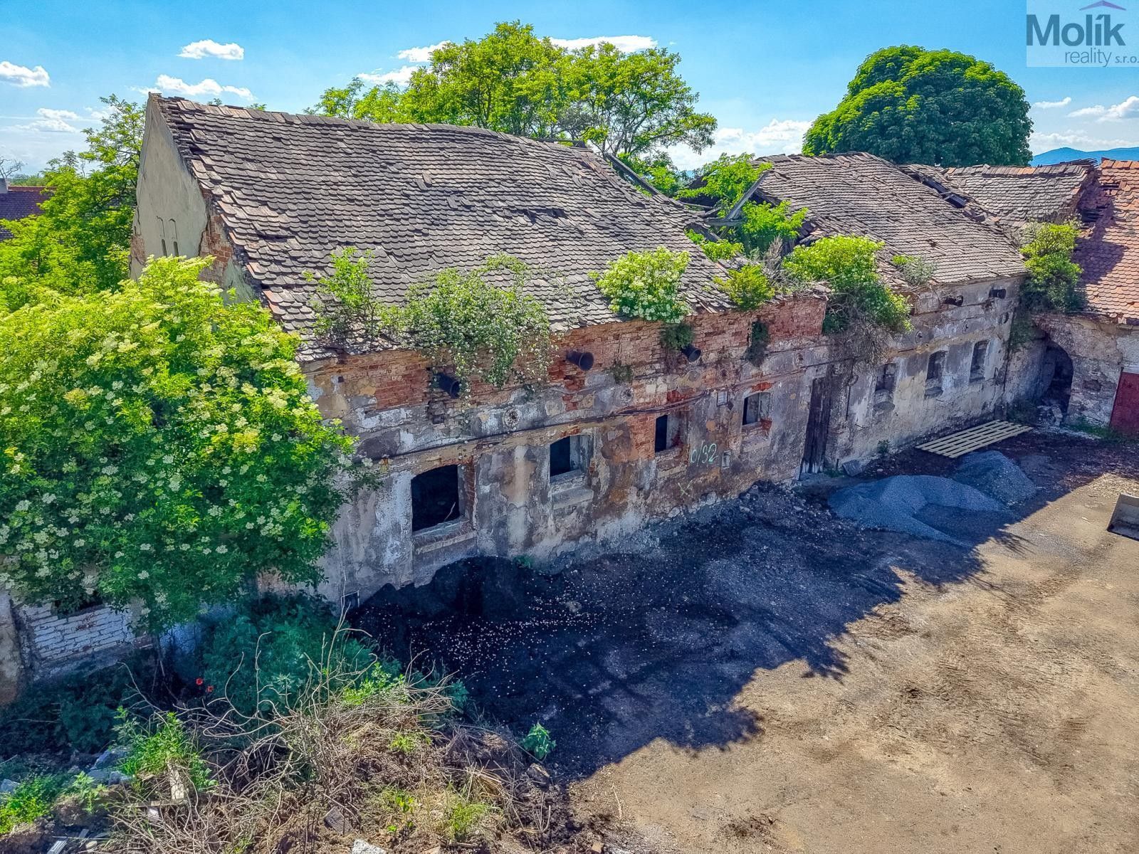 Prodej komerčního prostoru 1415 m² - foto 5