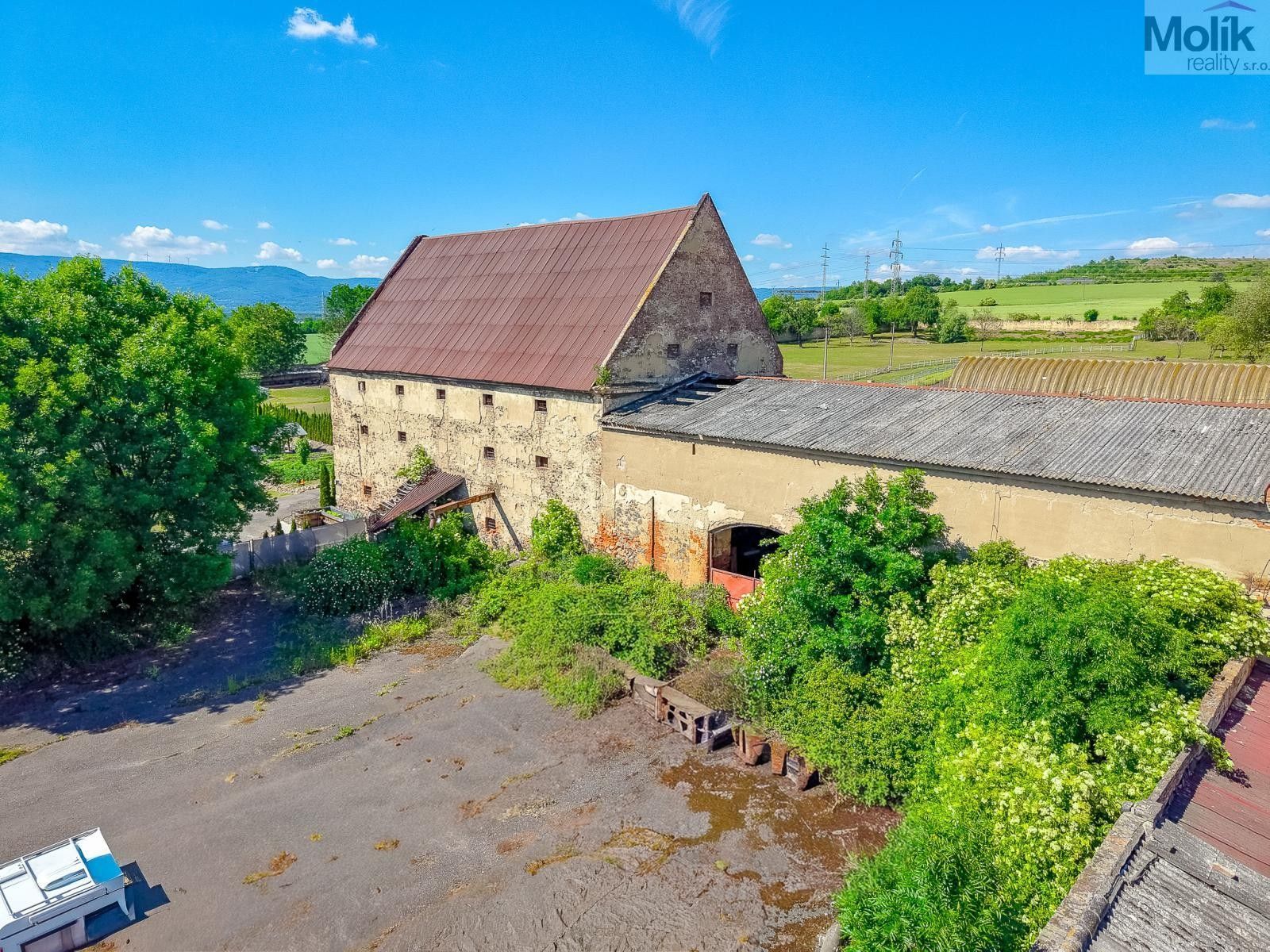 Prodej komerčního prostoru 1415 m² - foto 9