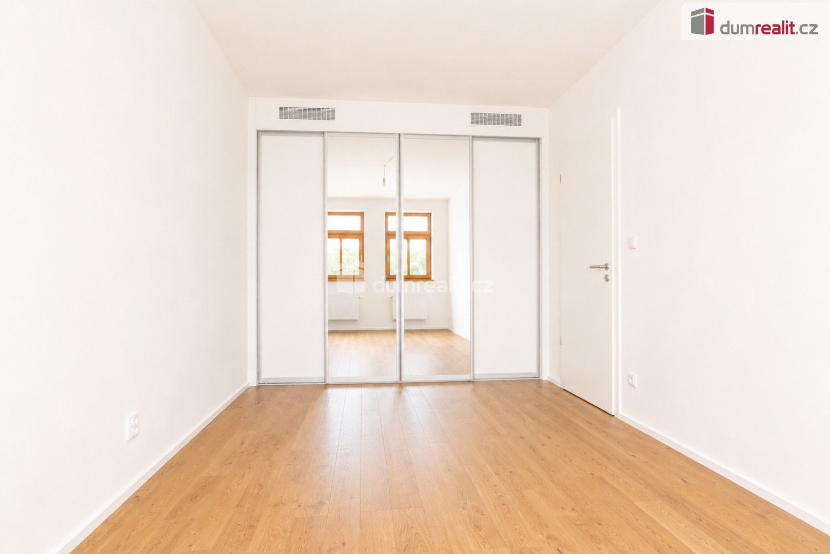 Pronájem bytu 2+kk 60 m² - foto 11