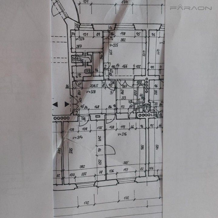 Prodej bytu 3+kk 102 m² - foto 1