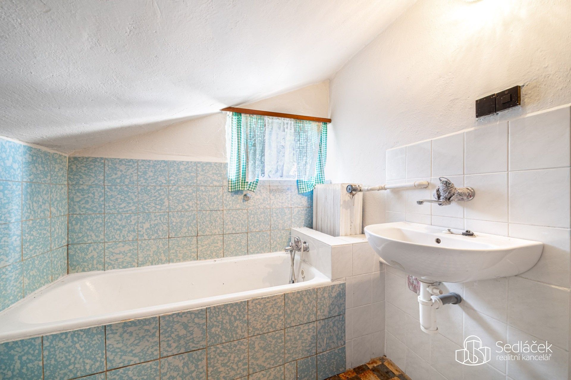 Prodej nemovitosti 280 m² - foto 19