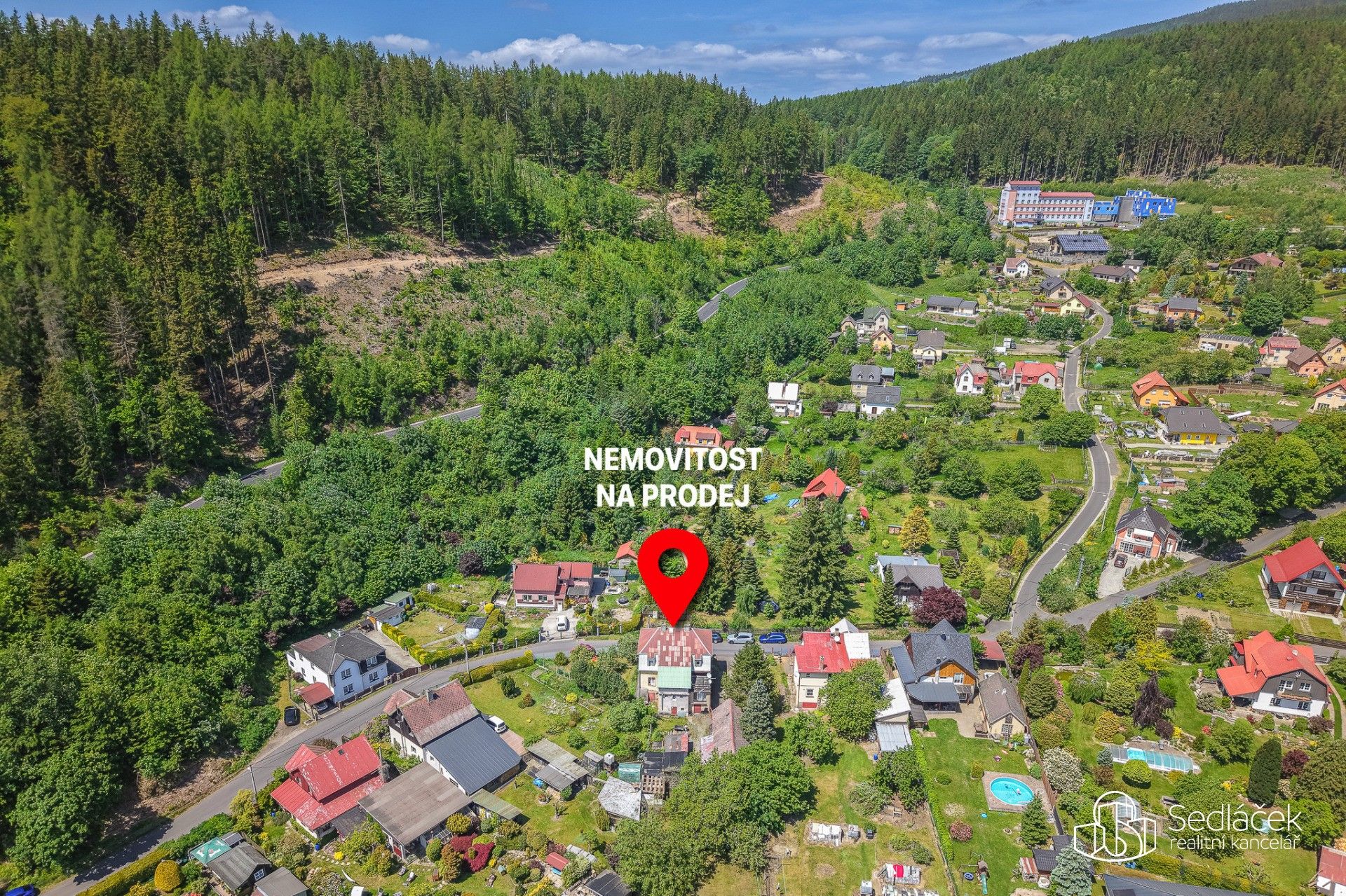 Prodej nemovitosti 280 m² - foto 37