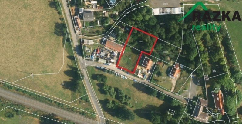 Prodej pozemku 1661 m² - foto 1