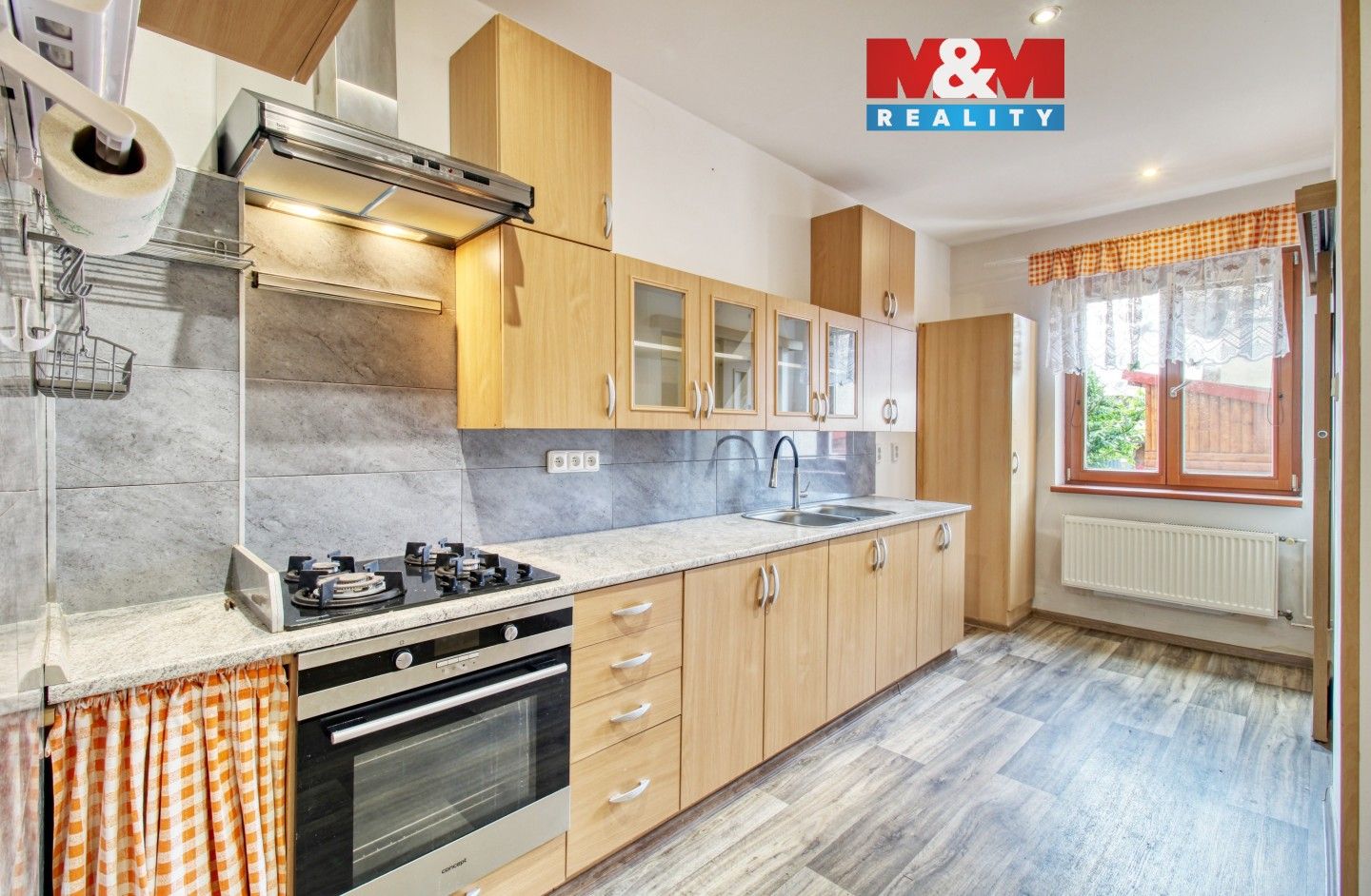 Prodej domu 252 m² - foto 1