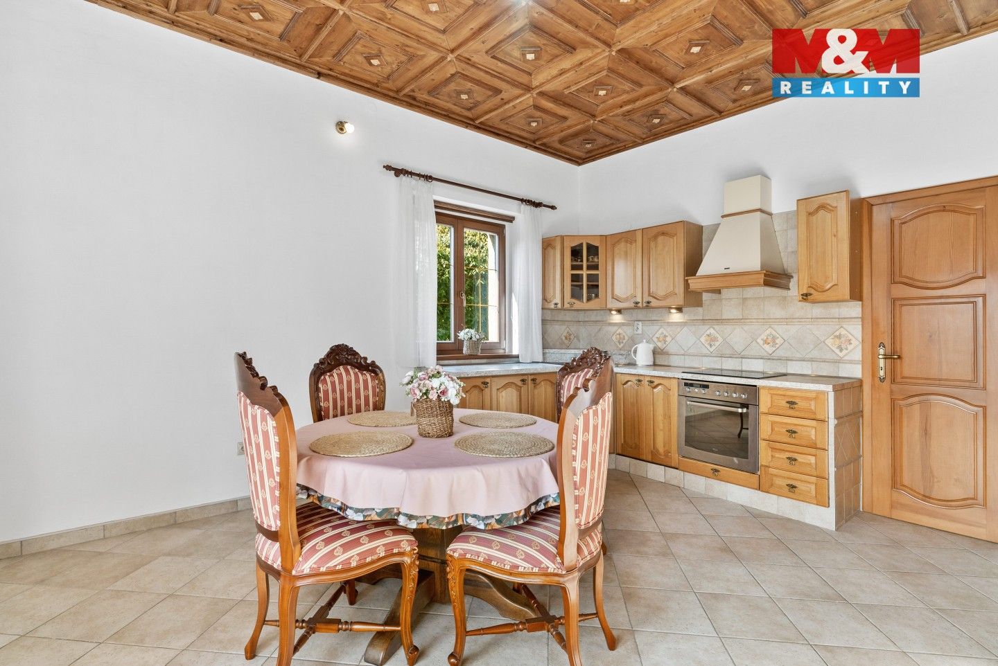 Prodej komerčního prostoru 180 m² - foto 4