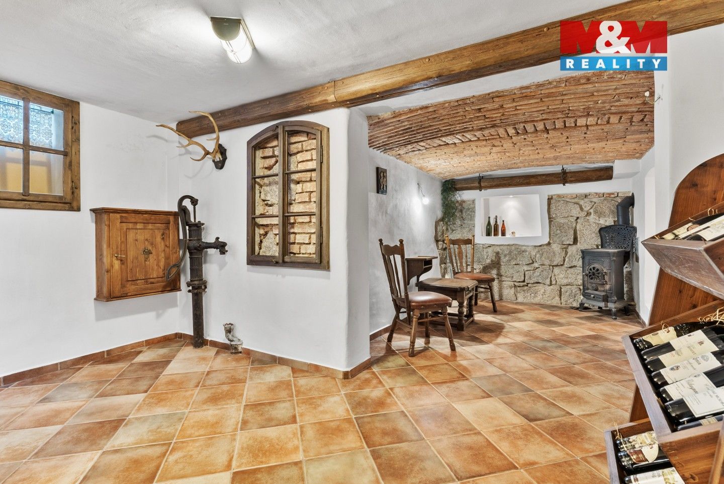 Prodej komerčního prostoru 180 m² - foto 15