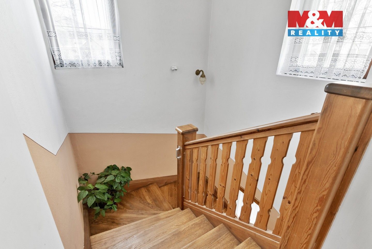 Prodej komerčního prostoru 180 m² - foto 20