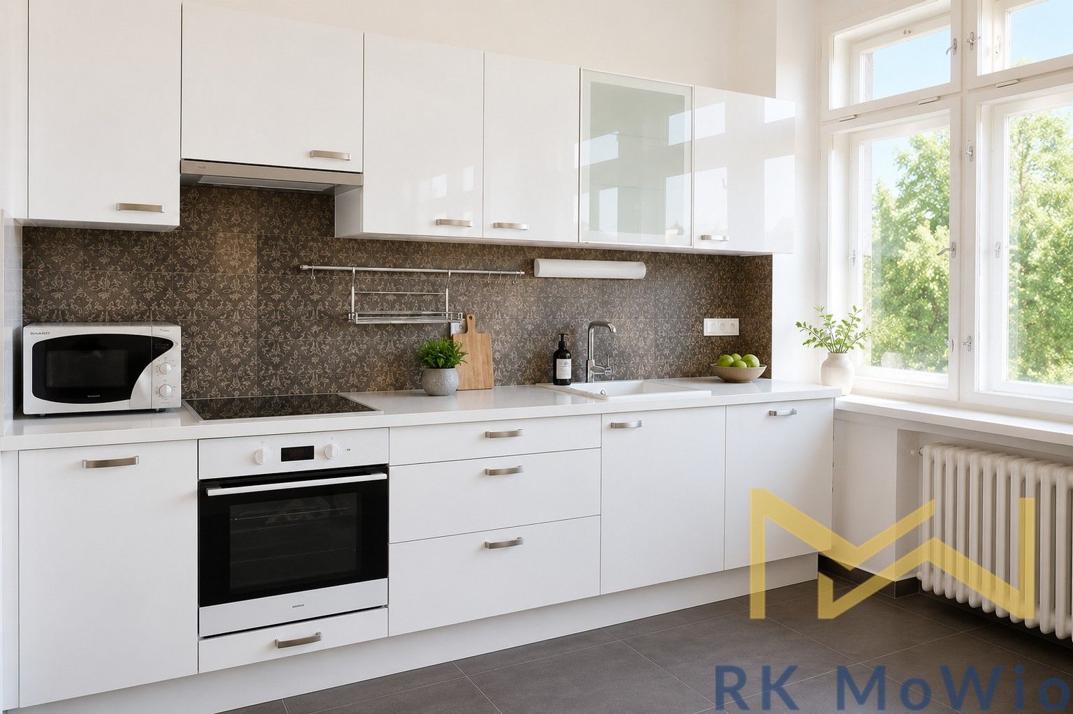 Pronájem bytu 3+kk 98 m² - foto 3
