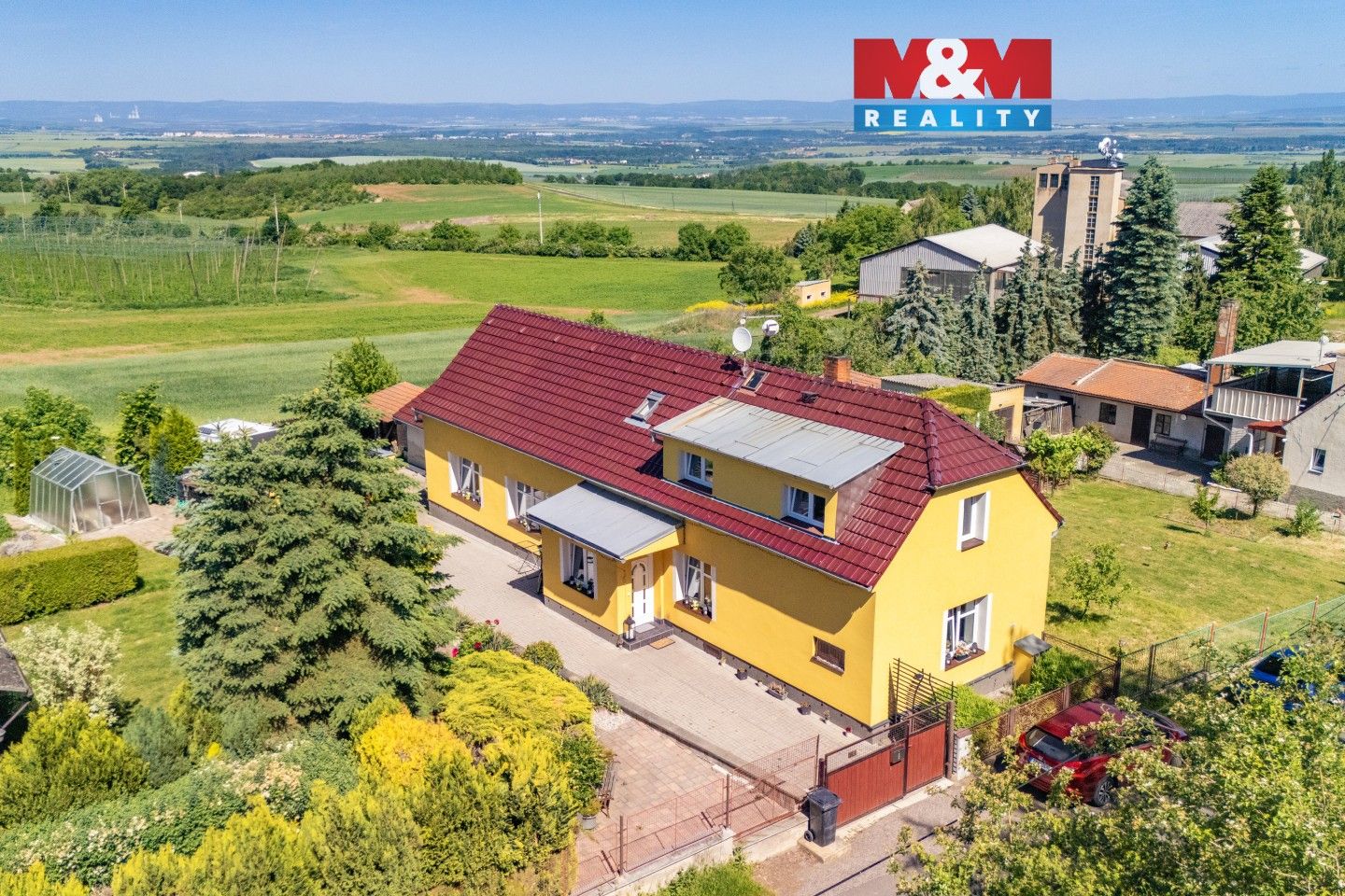 Prodej domu 160 m² - foto 1