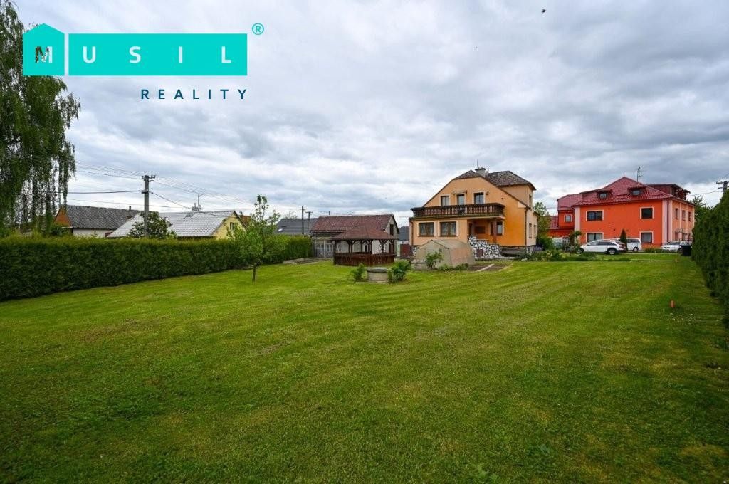 Prodej nemovitosti 300 m² - foto 5