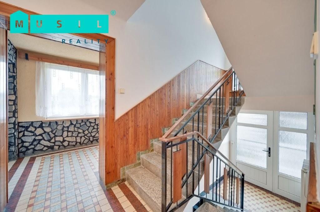 Prodej nemovitosti 300 m² - foto 7
