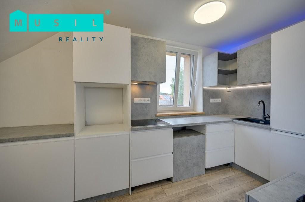 Prodej nemovitosti 300 m² - foto 15